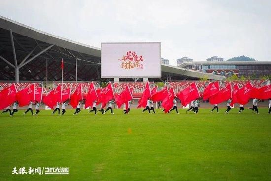 凯奇遂被征召为美国政府的线人，怎料富翁还绑架了凯奇的前妻和女儿，也迫使他为家庭而战